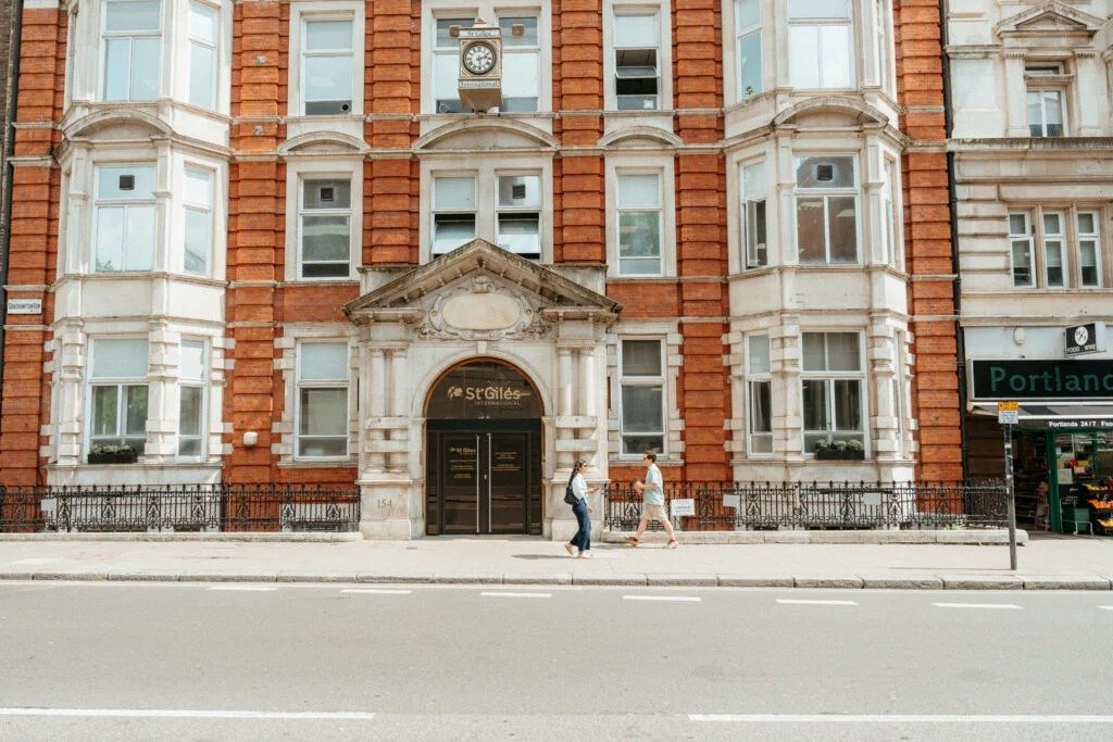 سان جايلس الدولي وسط لندن